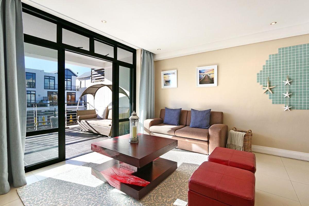 Eden On The Bay 118 By Hostagents Apartamento Bloubergstrand Exterior foto