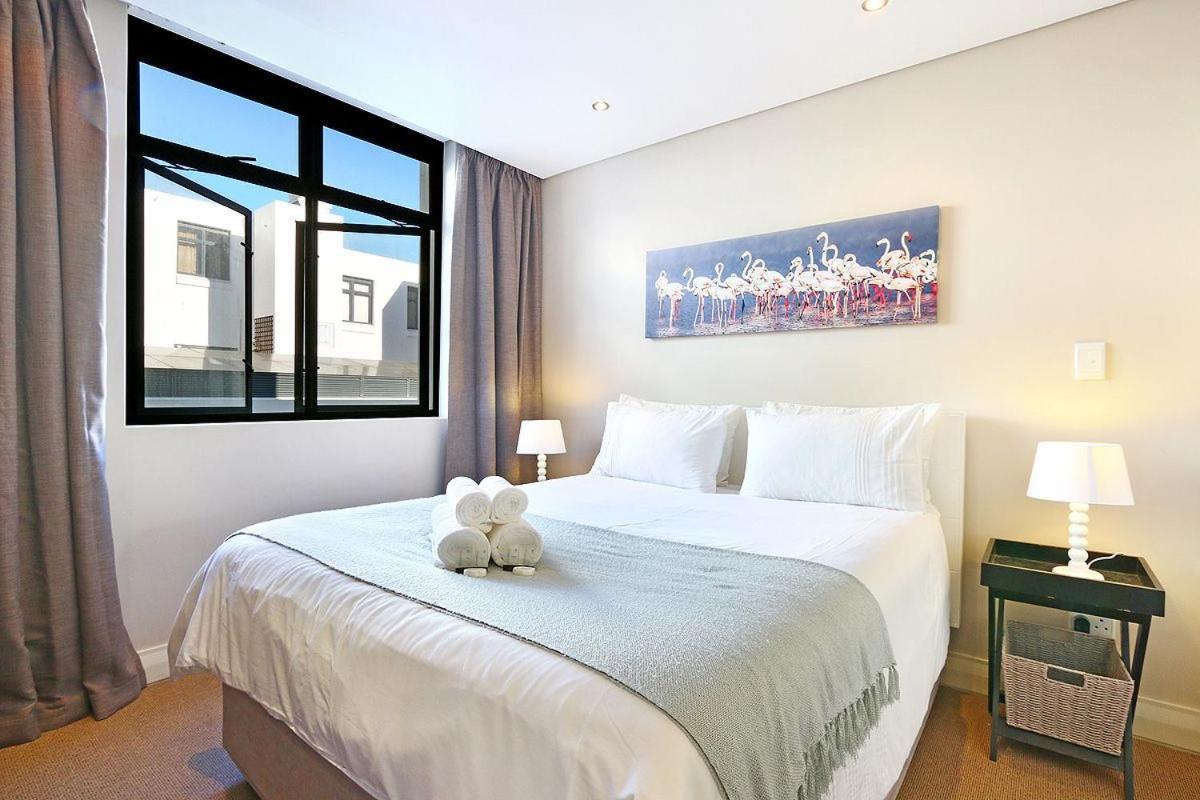 Eden On The Bay 118 By Hostagents Apartamento Bloubergstrand Exterior foto