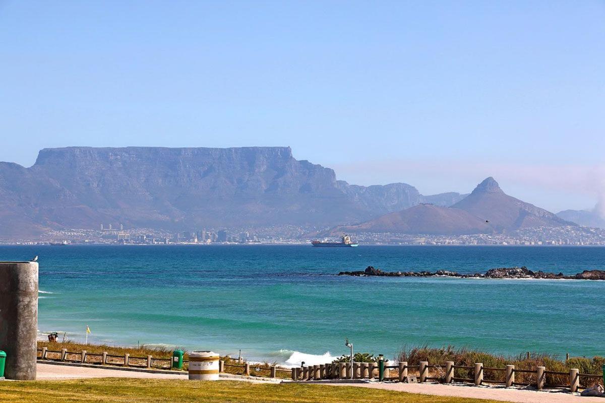 Eden On The Bay 118 By Hostagents Apartamento Bloubergstrand Exterior foto